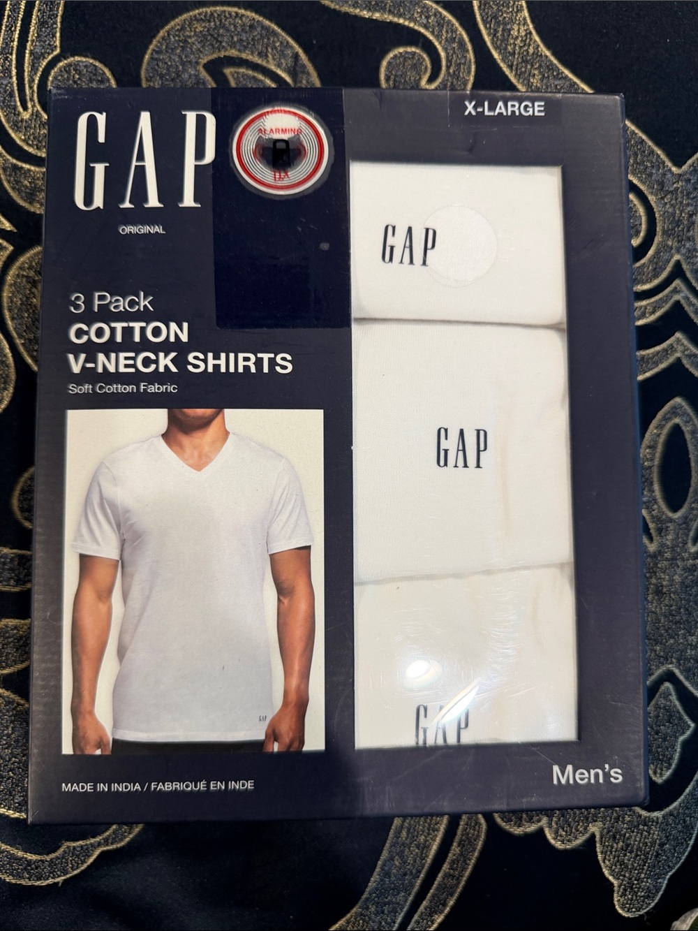 GAP Men's White 3-Pack Cotton V-Neck T-Shirts
